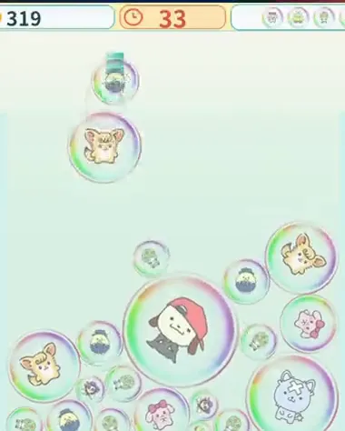 プレイ中の画面。キャラの入ったシャボン玉が下にたまり、上に得点と残り時間が出ます。